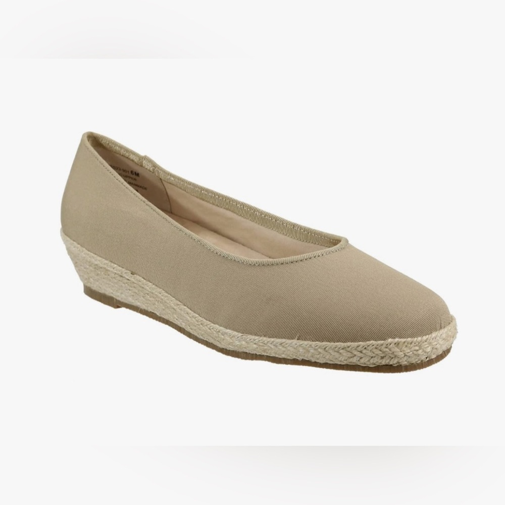 DAVID TATE CHILL STROLL TAUPE ESPADRILLE SHOES 9WW NEW NO BOX